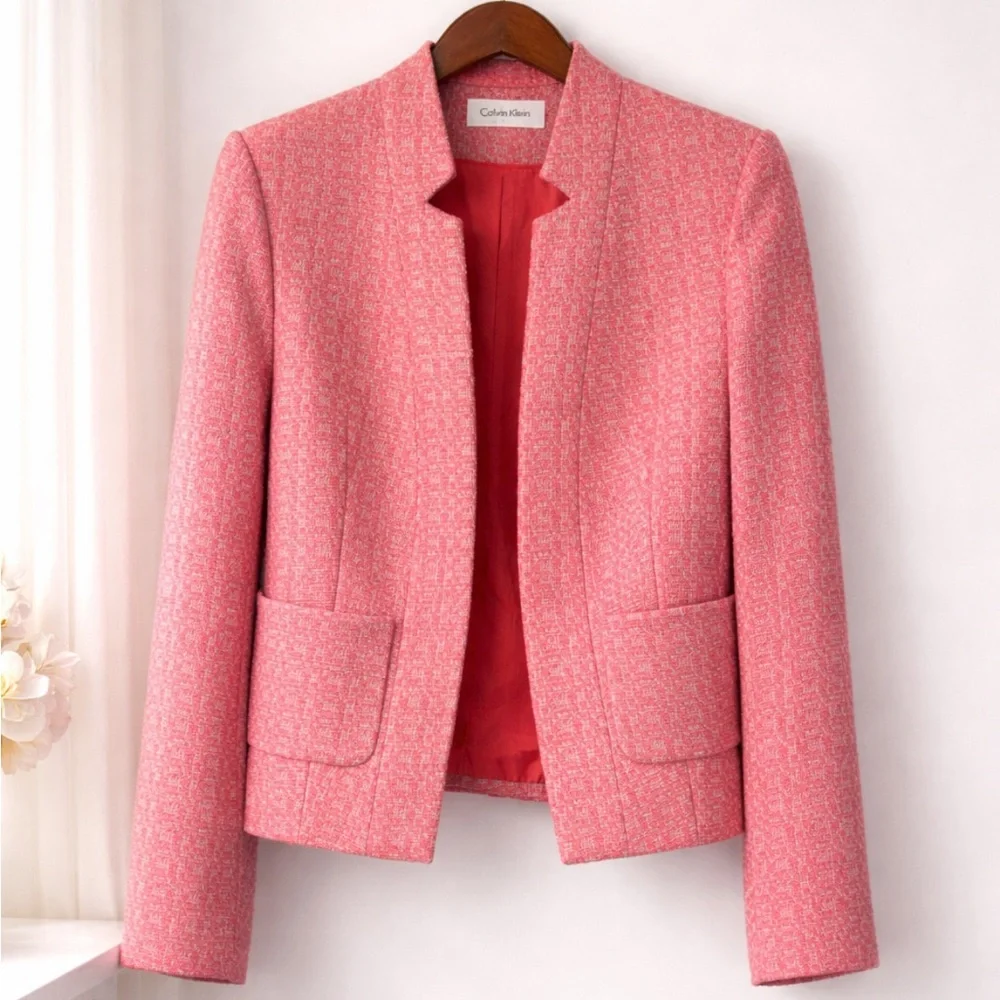 Calvin Klein Pink Tweed Suit with pencil skirt (Blazer=6, Skirt =4) - Picture 2 of 13